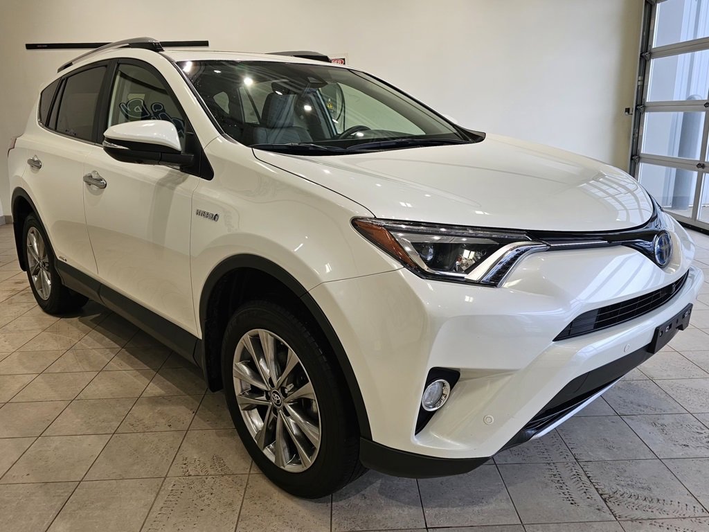 Used 2017 Toyota RAV4 Limited image 7