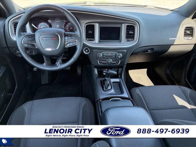 Used 2022 Dodge Charger SXT w/ Blacktop Package image 15