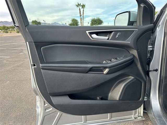 Certified 2023 Ford Edge SEL image 9