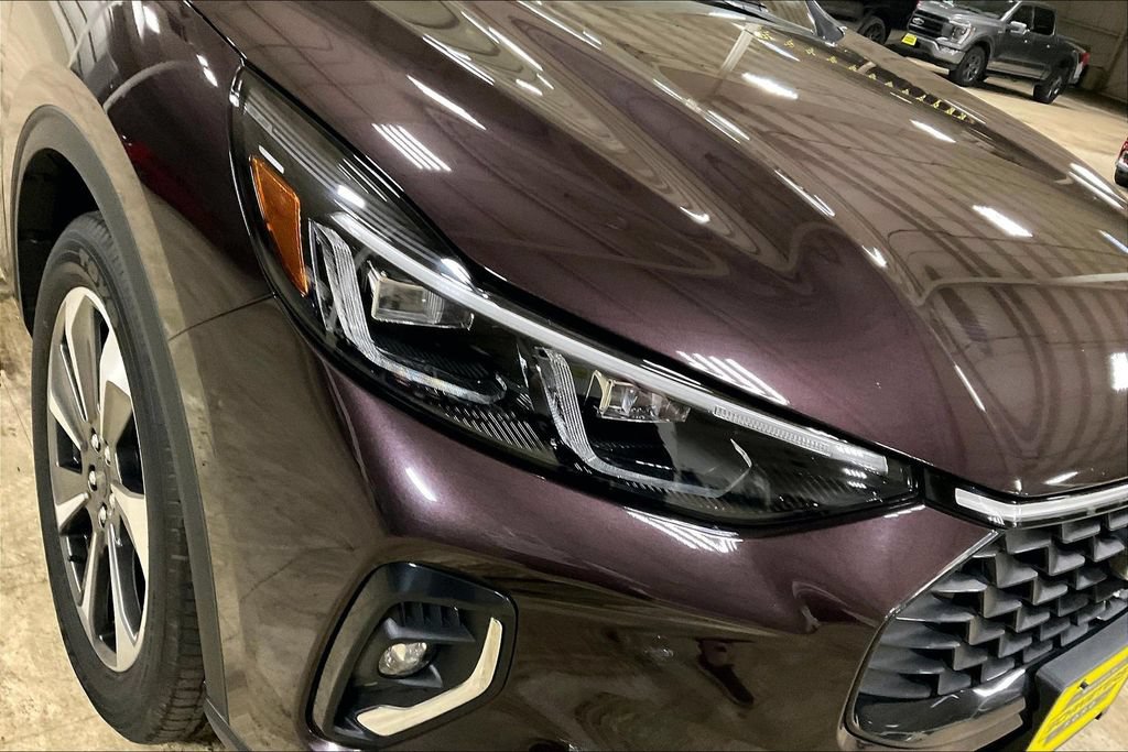 Certified 2023 Ford Escape Platinum AWD/4WD image 27