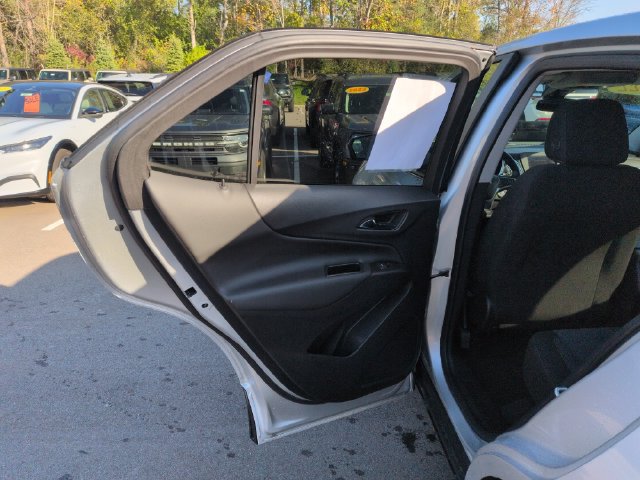 Used 2022 Chevrolet Equinox LT FWD image 23