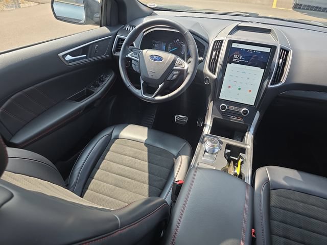 Certified 2024 Ford Edge ST-Line AWD/4WD image 33