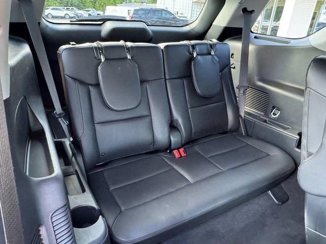 Certified 2024 Ford Explorer XLT w/ Equipment Group 202A AWD/4WD image 11