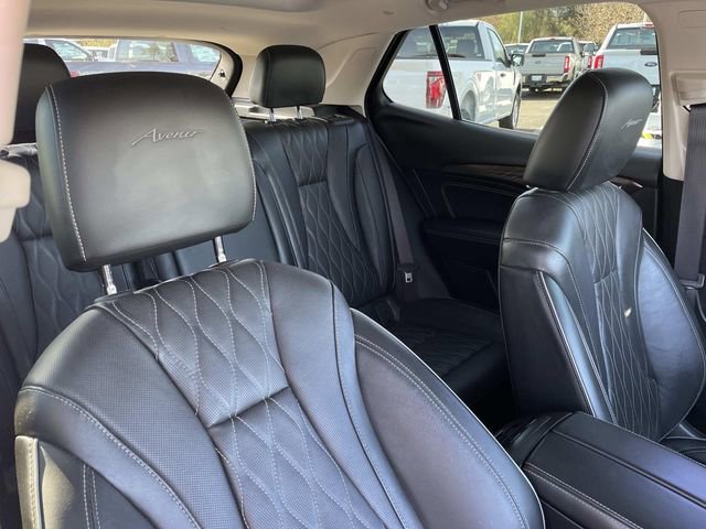 Used 2021 Buick Envision Avenir w/ Technology Package II image 36