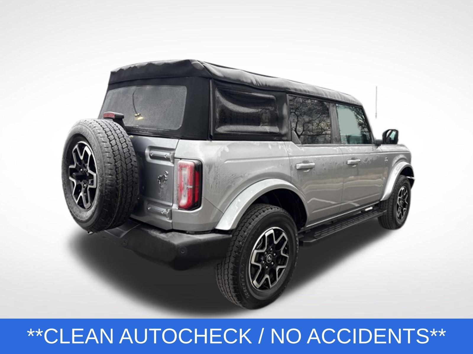 Certified 2023 Ford Bronco 4-Door AWD/4WD image 5