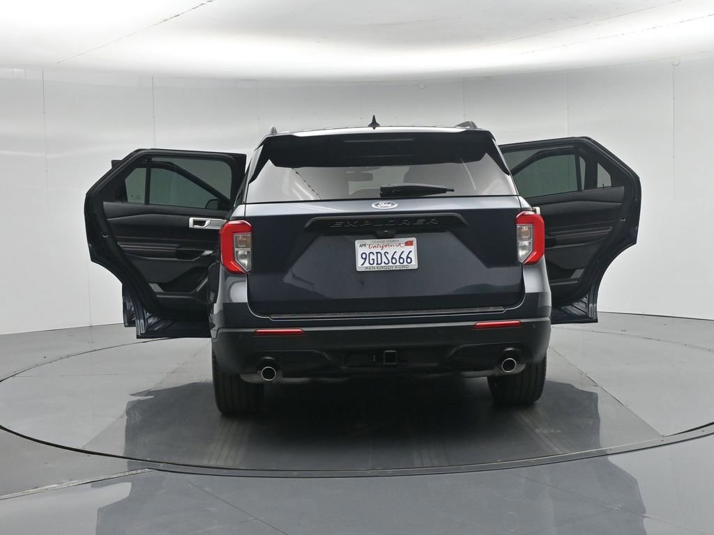 Certified 2023 Ford Explorer ST-Line w/ Class IV Trailer Tow Package RWD image 57