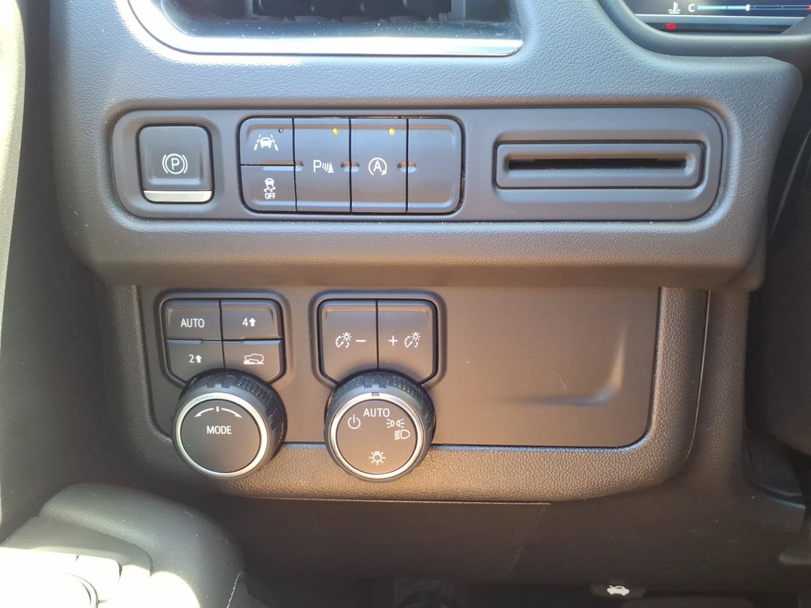 Used 2023 Chevrolet Tahoe LT AWD/4WD image 24