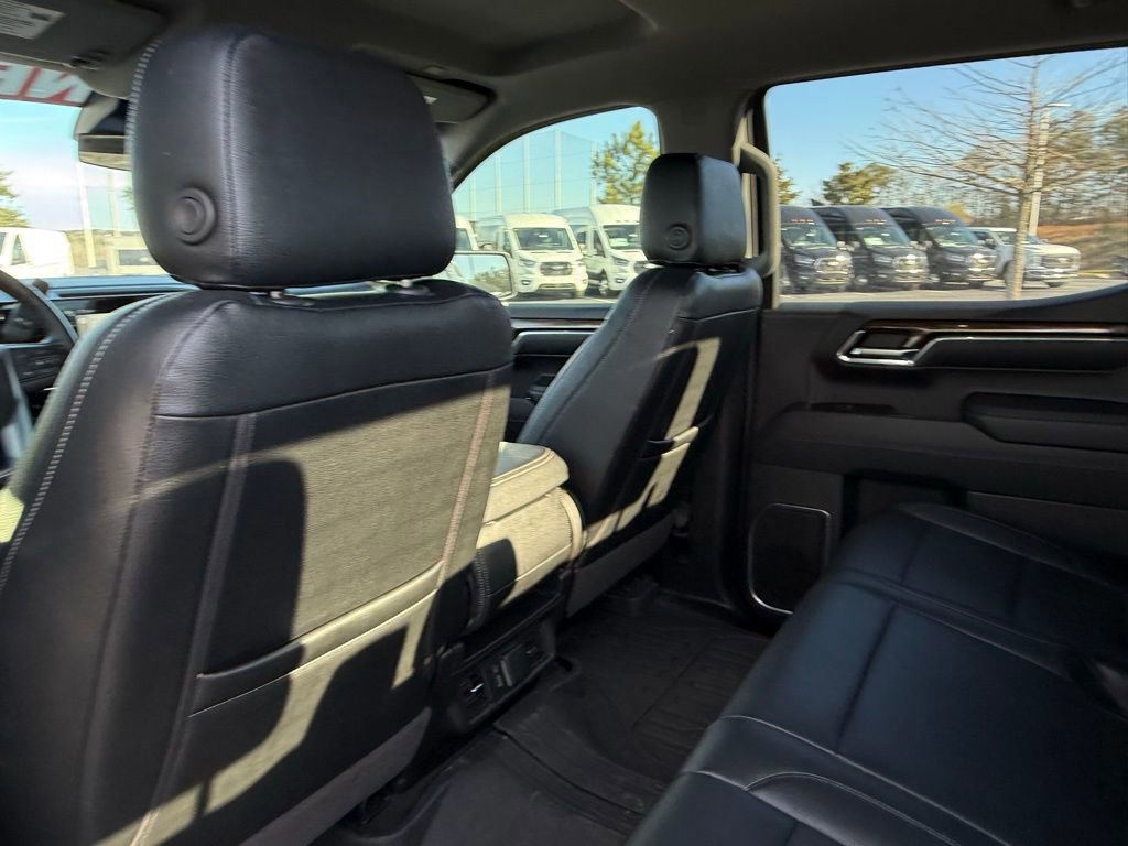 Used 2024 GMC Sierra 1500 Elevation image 28