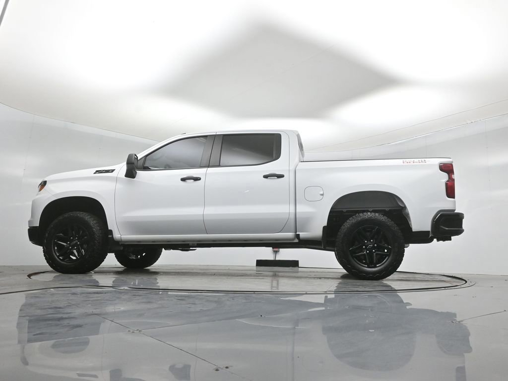 Used 2024 Chevrolet Silverado 1500 Custom Trail Boss w/ LPO, Dark Essentials Package image 27