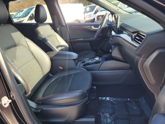 Certified 2024 Ford Escape ST-Line Select w/ Tech Pack #1 image 18