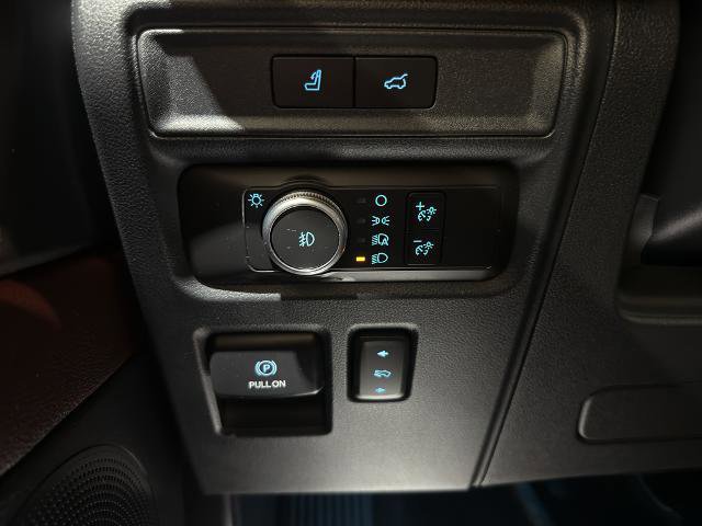 Certified 2022 Ford Expedition Limited image 18