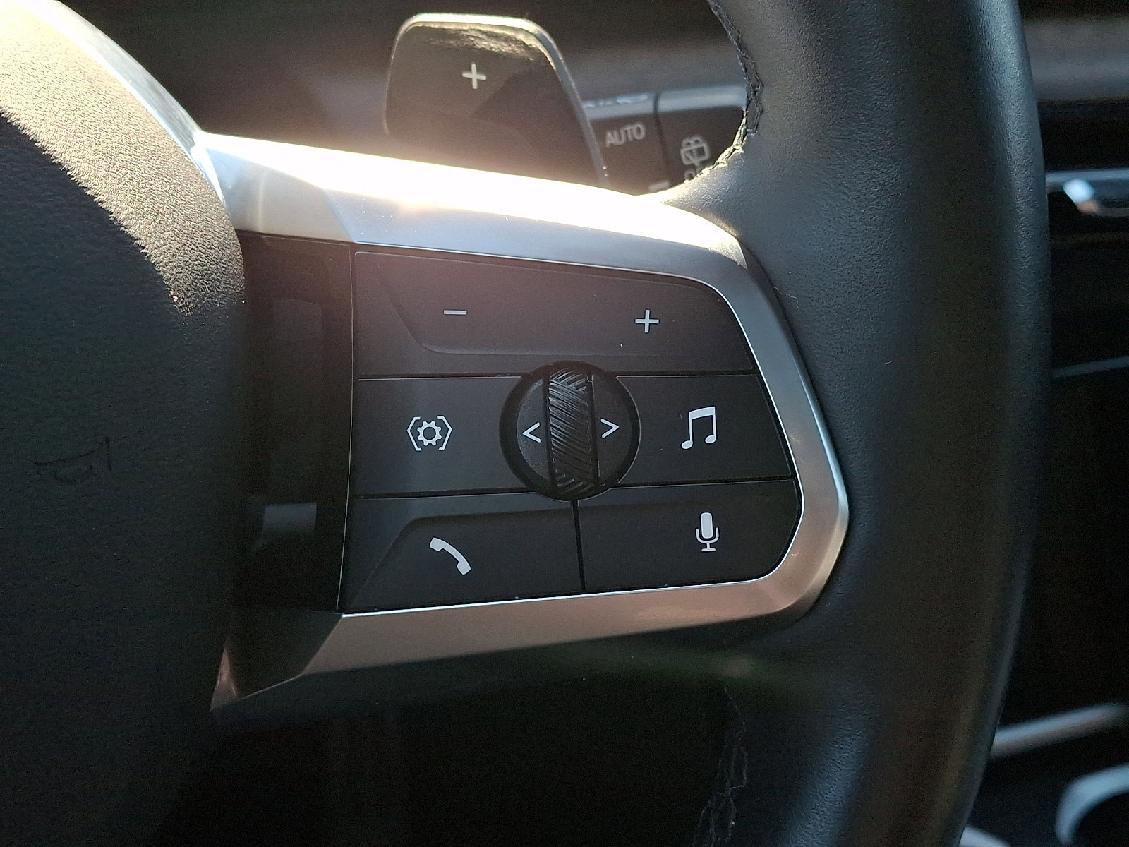 Used 2023 BMW X1 xDrive28i w/ Premium Package image 29