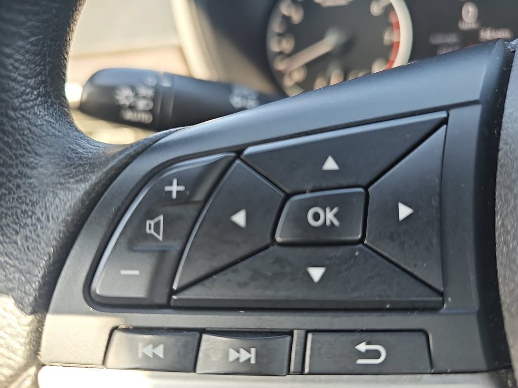 Used 2023 Nissan Altima 2.5 SV FWD image 16