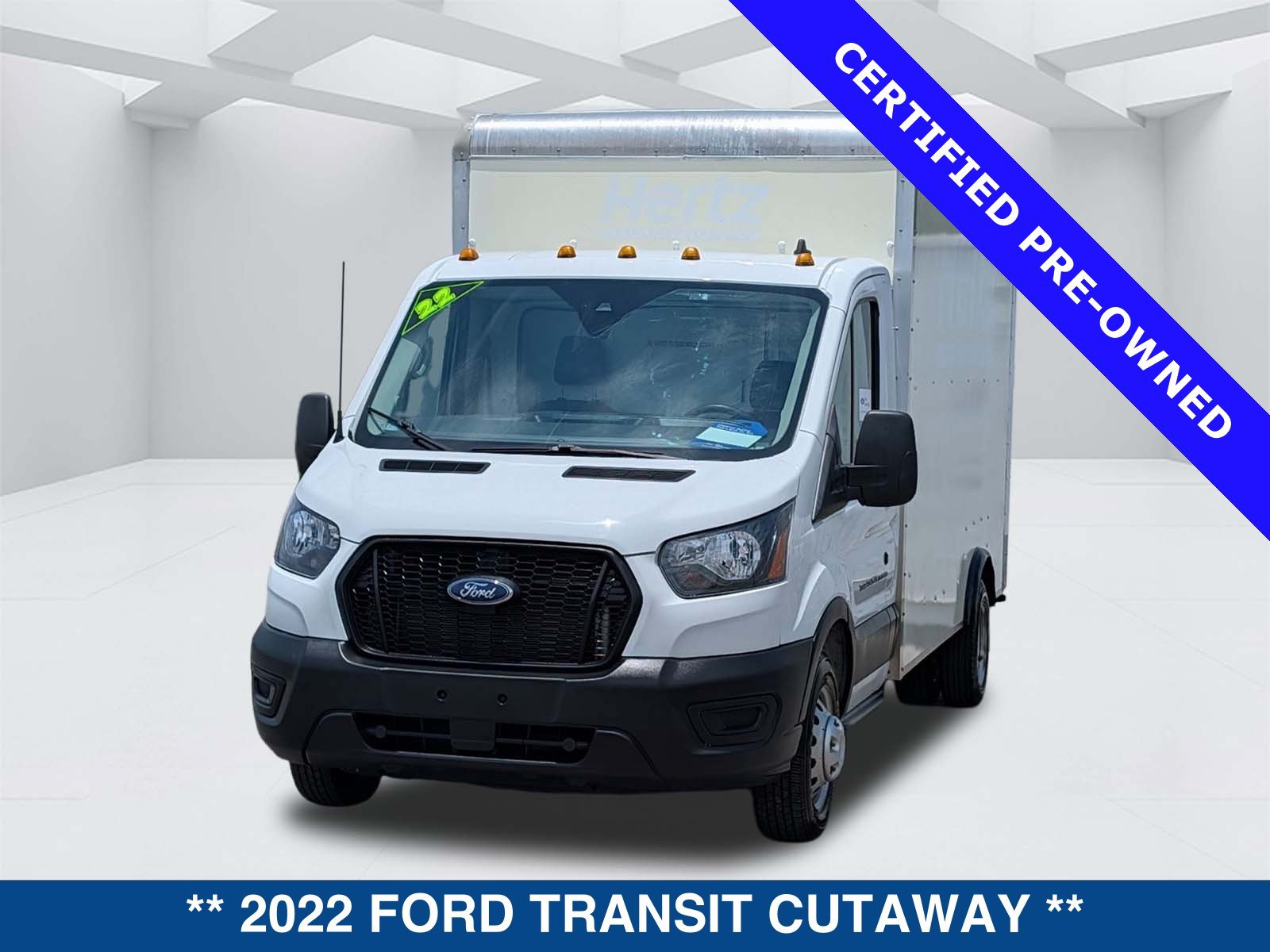 Certified 2022 Ford Transit 350 DRW RWD image 8