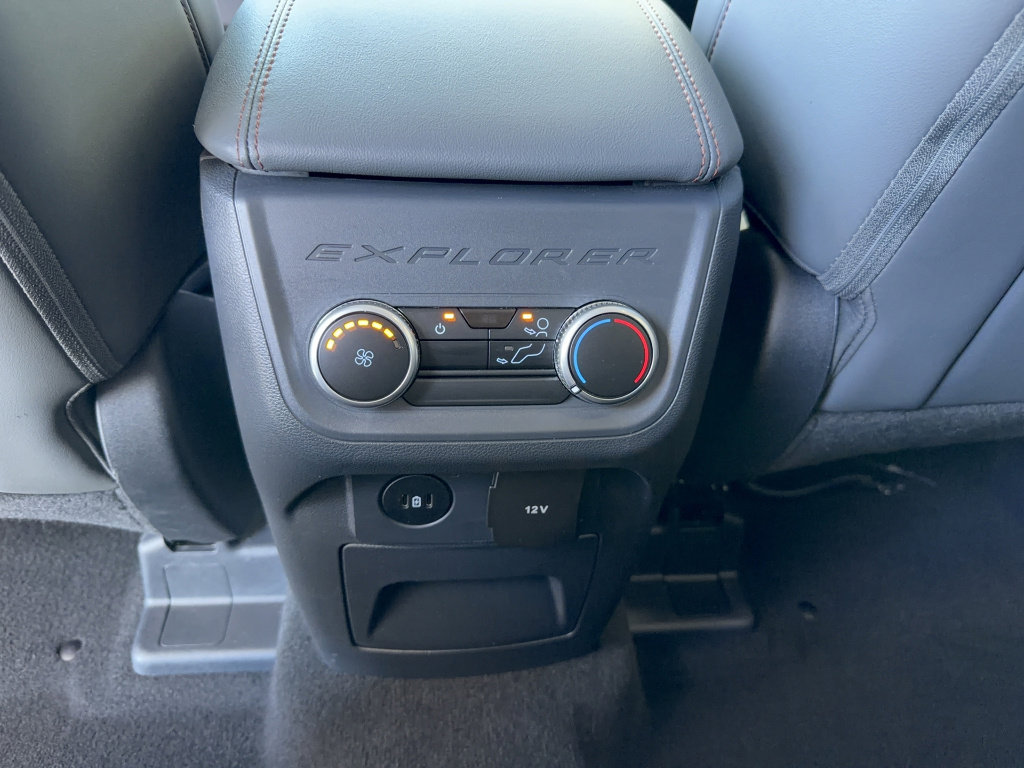 Certified 2025 Ford Explorer Active w/ Active Comfort Package RWD image 31