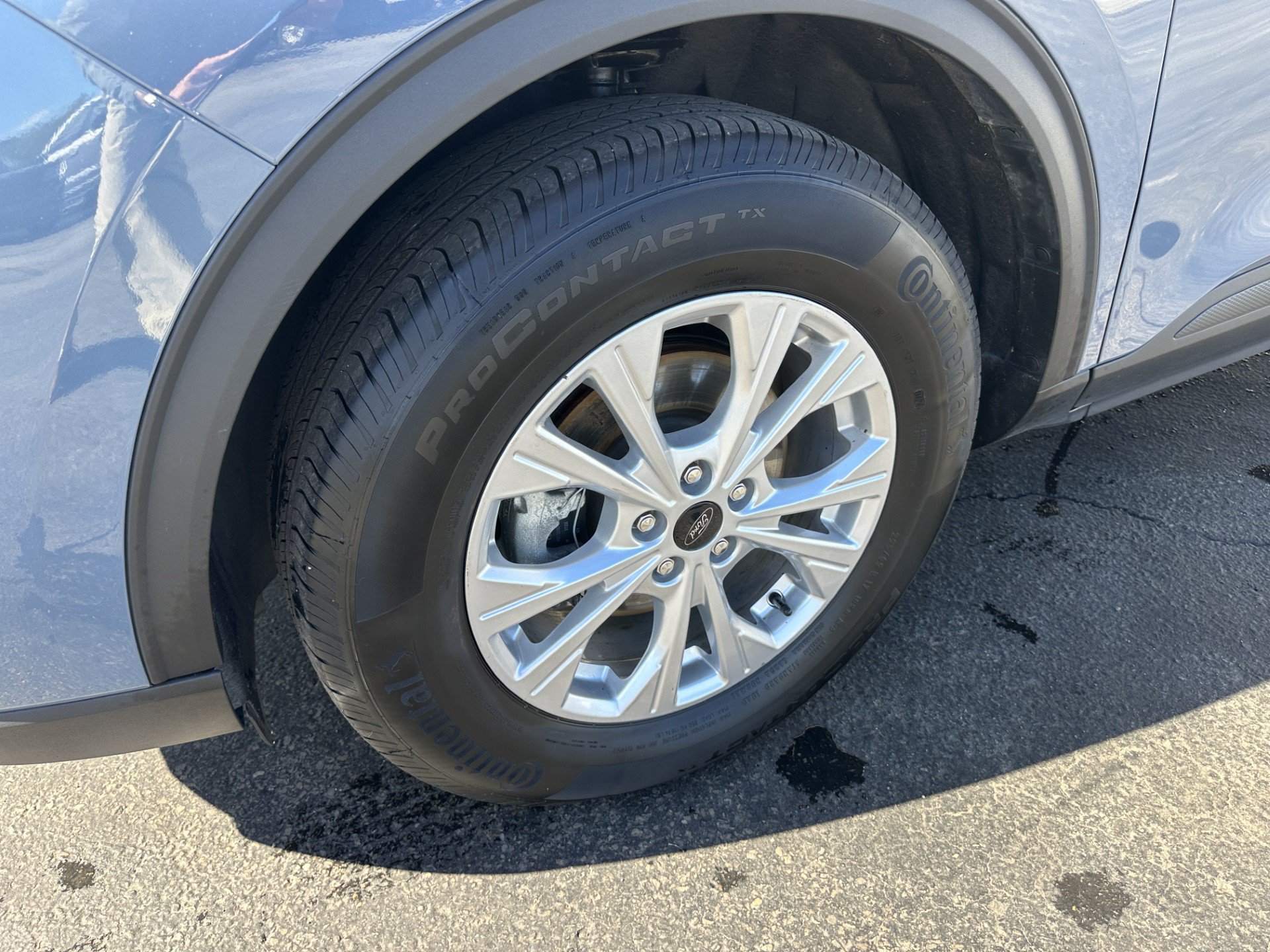 Certified 2024 Ford Escape Active AWD/4WD image 8
