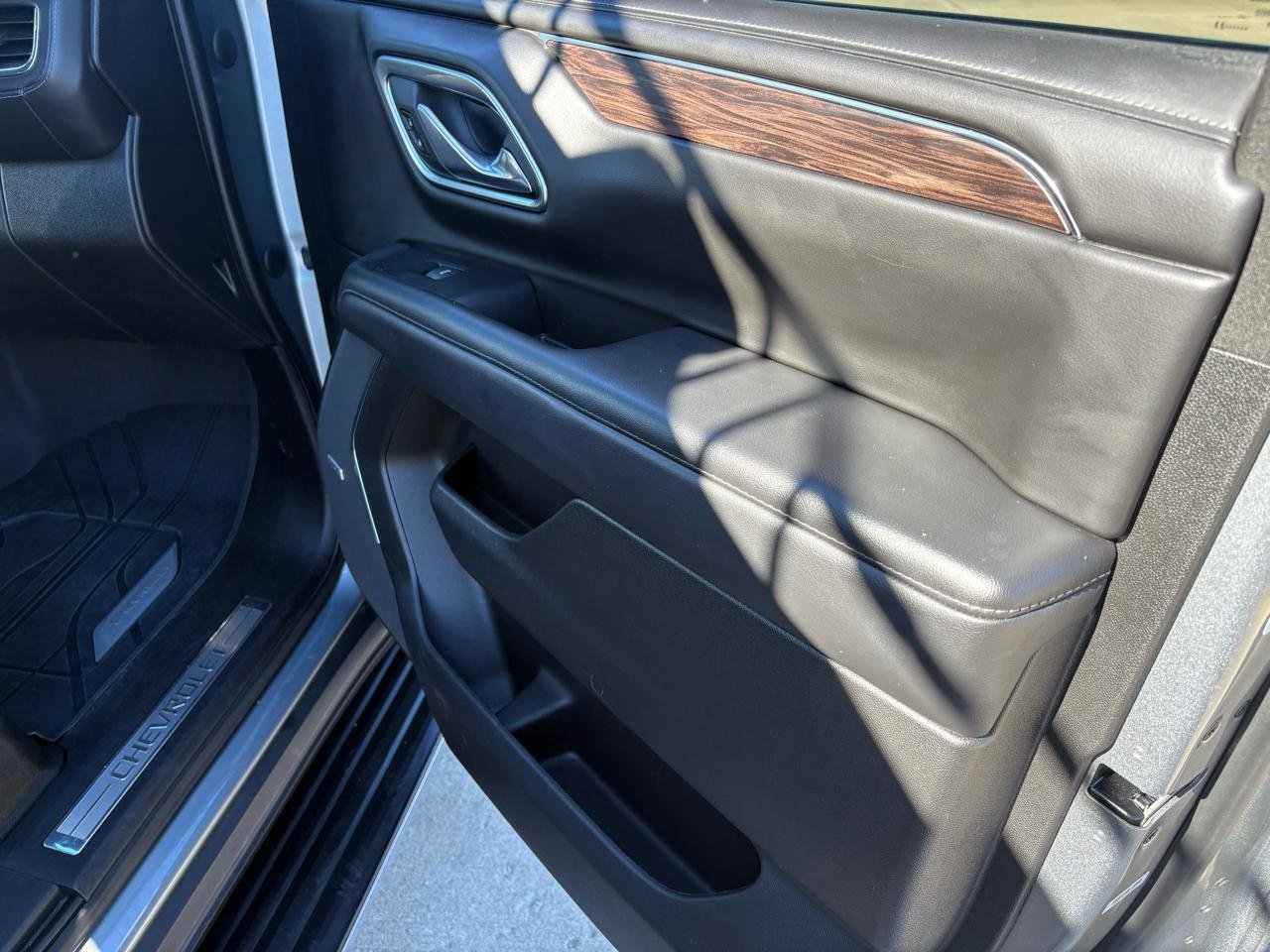 Used 2023 Chevrolet Tahoe LT w/ Luxury Package AWD/4WD image 78