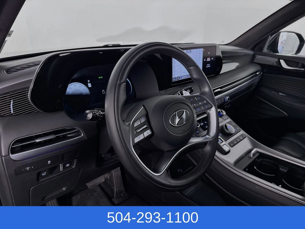 Used 2023 Hyundai Palisade Calligraphy image 9