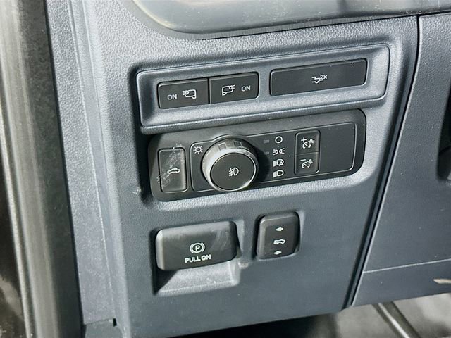 Certified 2022 Ford F150 Lariat w/ Equipment Group 502A High image 15