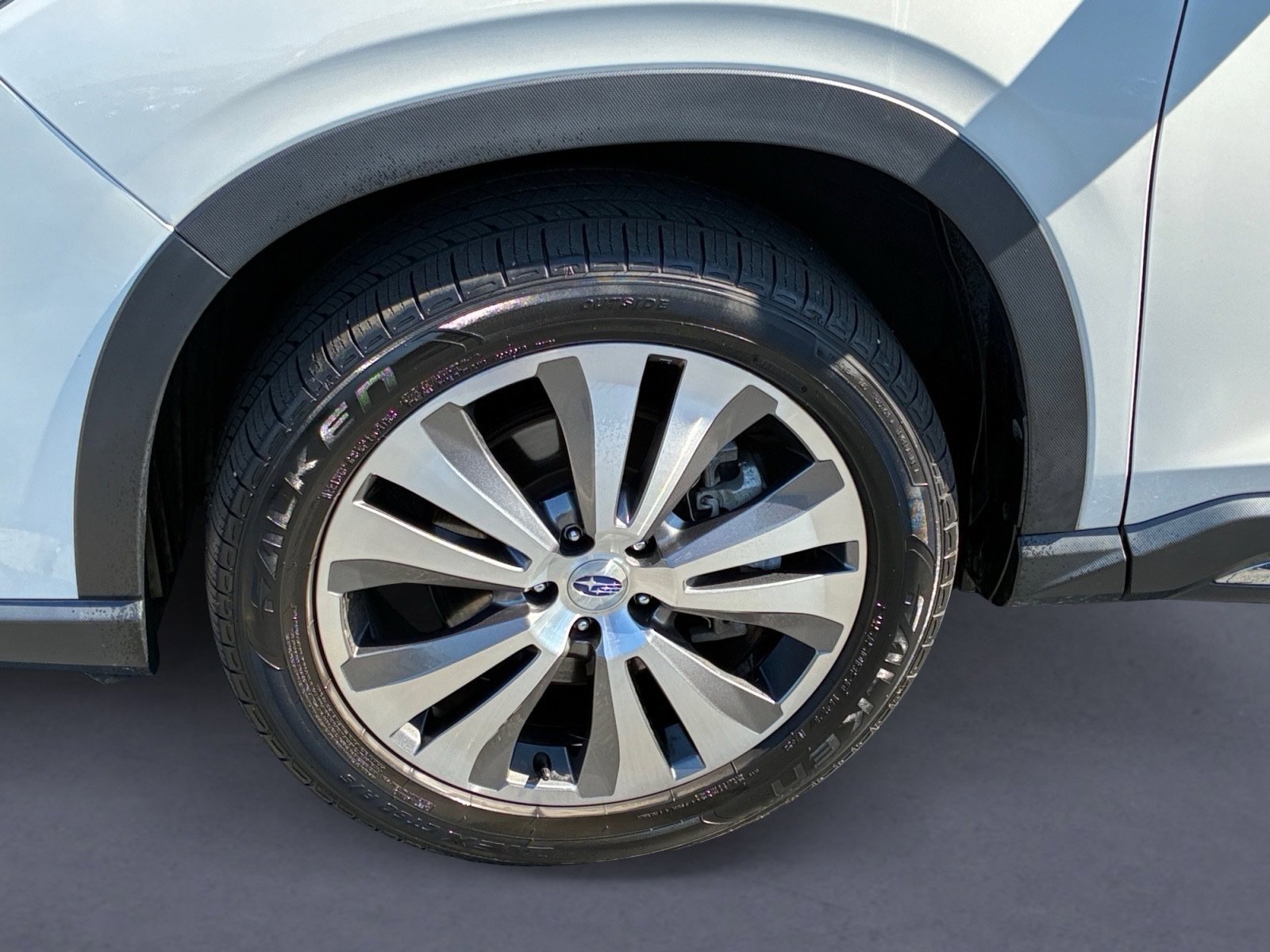 Used 2022 Subaru Ascent Touring AWD/4WD image 9