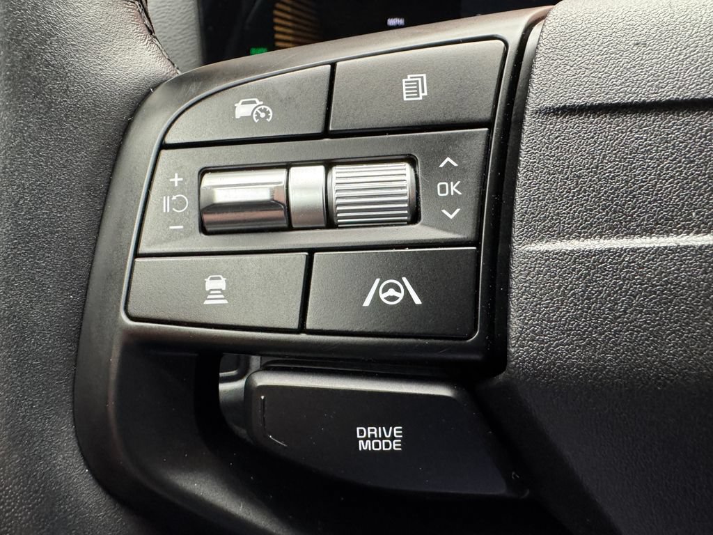 Used 2026 Kia Sportage LX FWD image 14