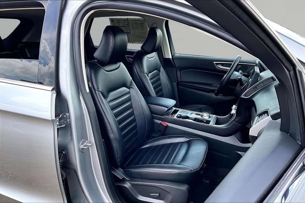 Certified 2023 Ford Edge SEL w/ Convenience Package AWD/4WD image 7