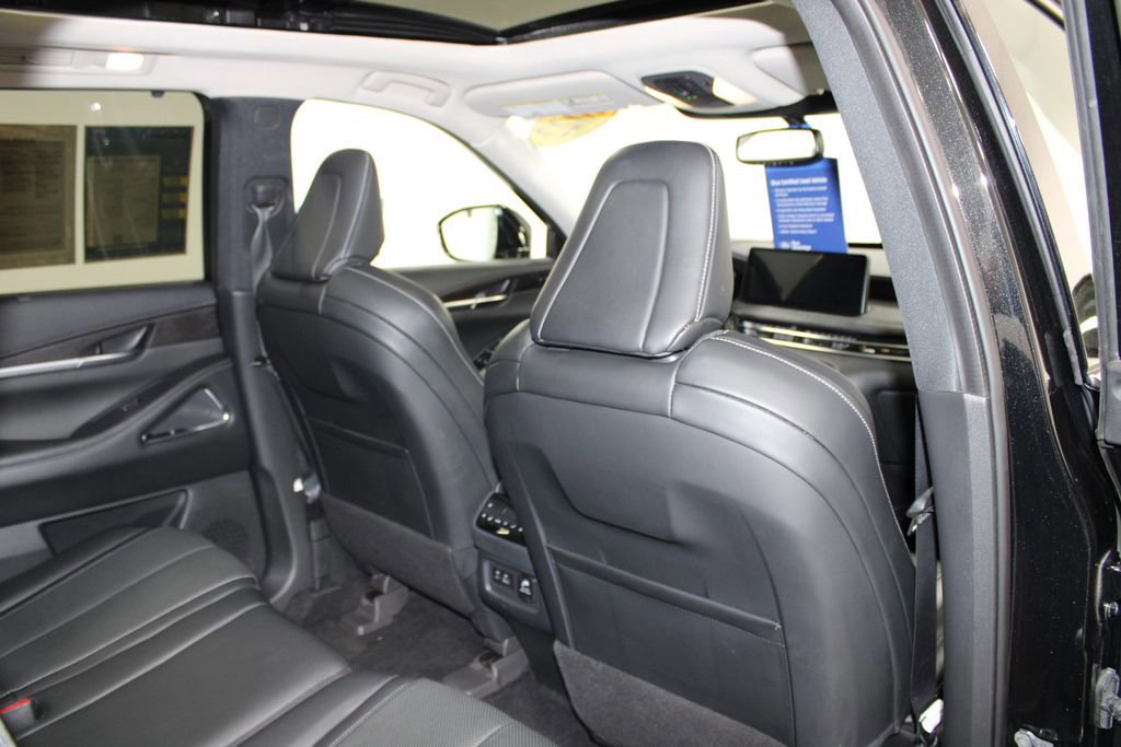 Used 2022 INFINITI QX60 Sensory w/ Cargo Package image 34