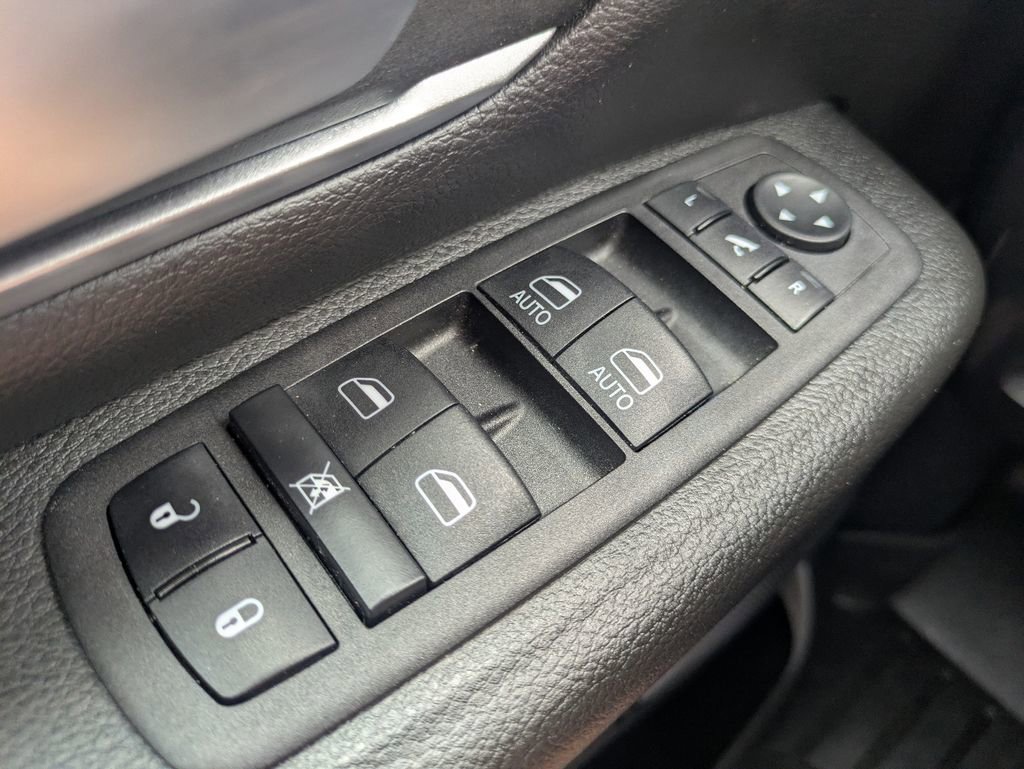 Used 2023 RAM 1500 Big Horn AWD/4WD image 24