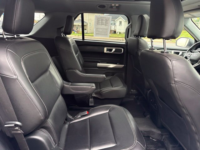 Certified 2023 Ford Explorer XLT w/ Equipment Group 202A AWD/4WD image 36