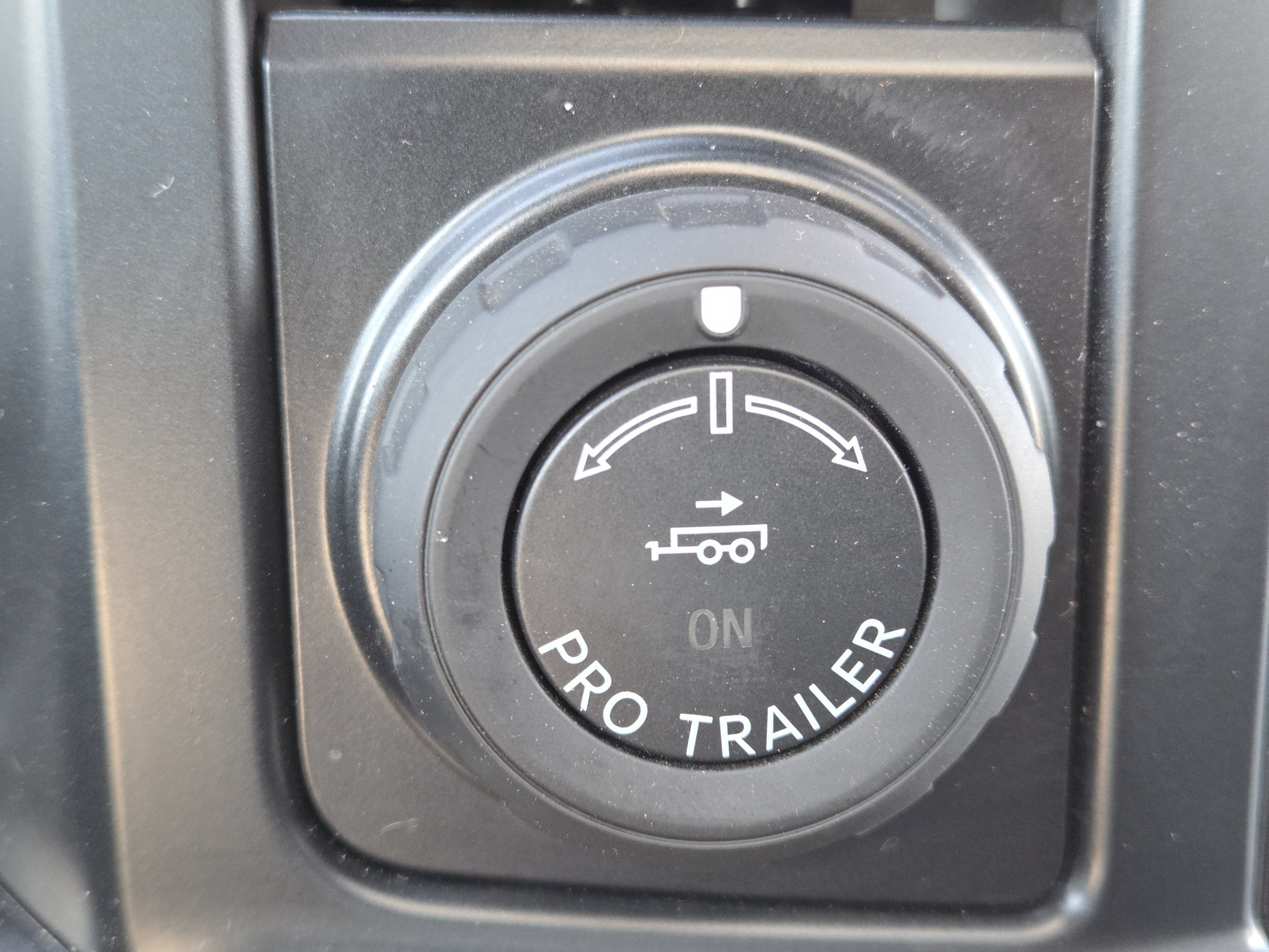 Certified 2023 Ford F350 Lariat w/ Lariat Ultimate Package AWD/4WD image 13
