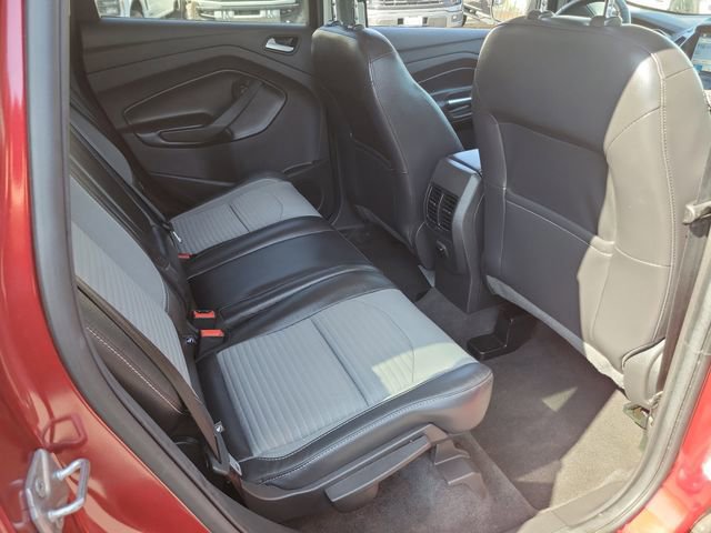 Certified 2018 Ford Escape SE w/ SE Sport Appearance Package image 22