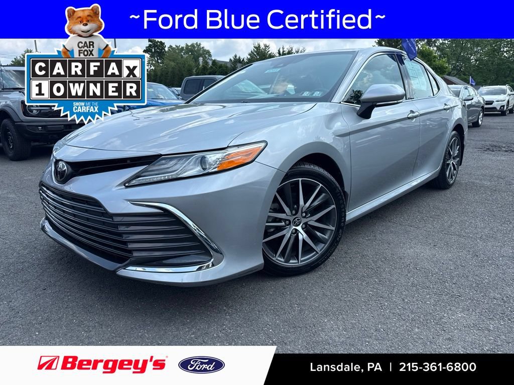 Used 2022 Toyota Camry XLE AWD/4WD image 1