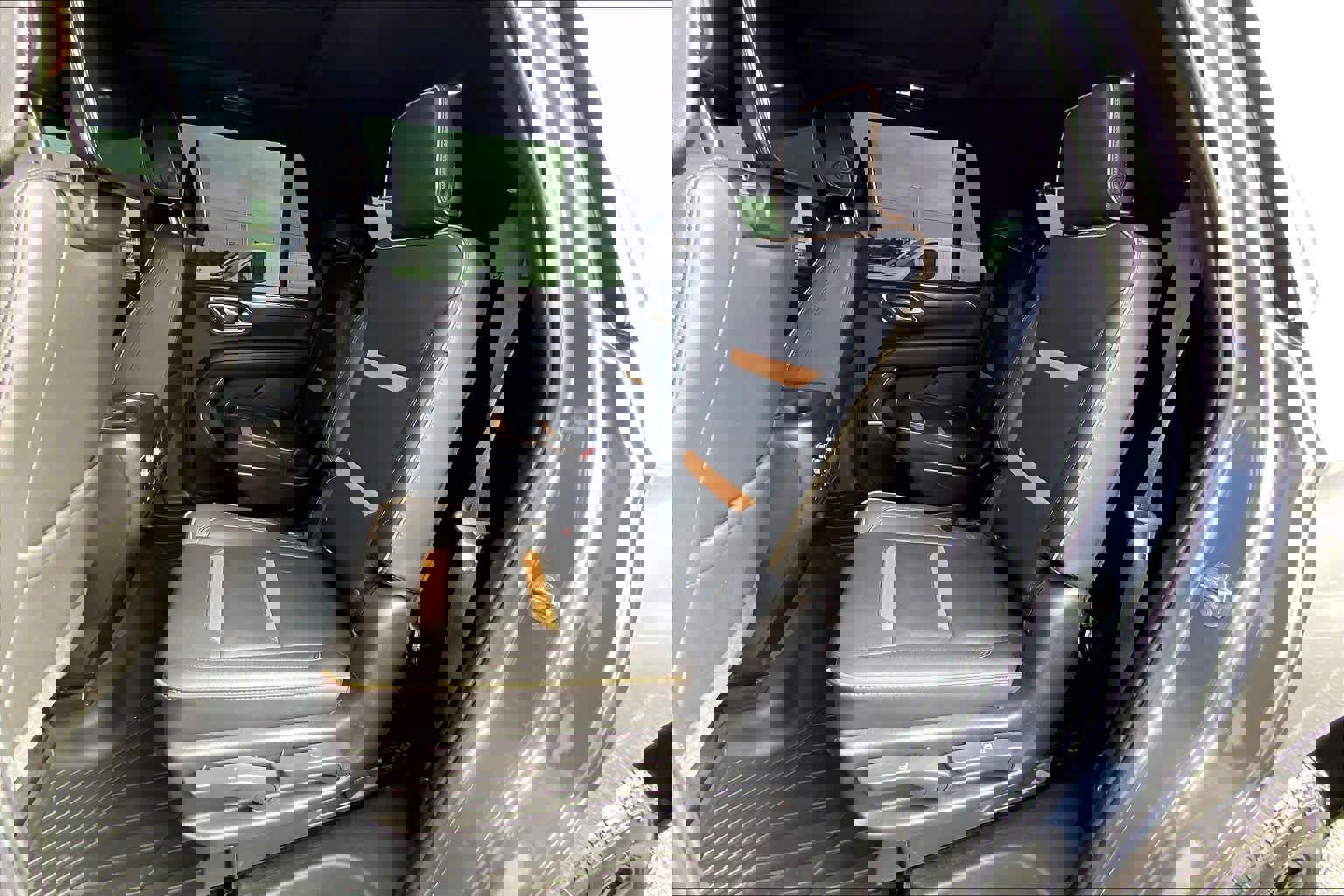 Used 2021 GMC Yukon AT4 w/ AT4 Premium Package image 20