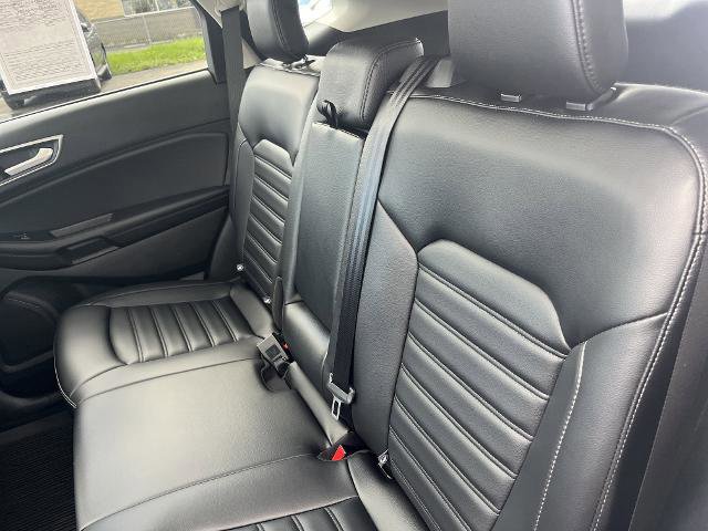 Certified 2024 Ford Edge SEL w/ Convenience Package AWD/4WD image 6