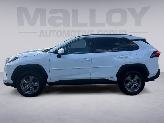 Used 2024 Toyota RAV4 LE AWD/4WD image 2
