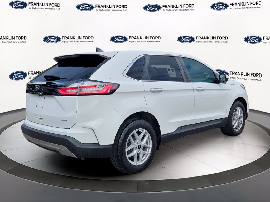 Certified 2024 Ford Edge SEL w/ Convenience Package AWD/4WD image 5