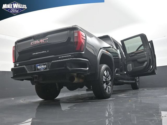 Used 2024 GMC Sierra 2500 Denali w/ Technology Package AWD/4WD image 29