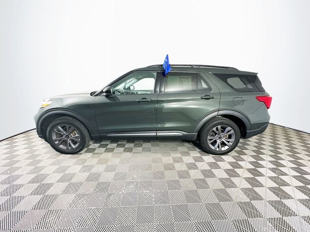 Certified 2024 Ford Explorer XLT w/ Equipment Group 202A AWD/4WD image 8