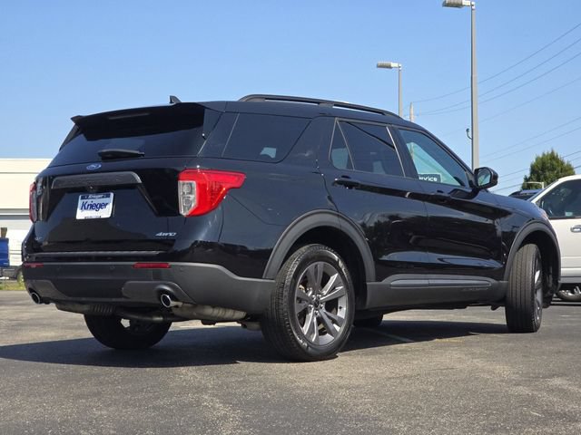 Certified 2023 Ford Explorer XLT w/ Equipment Group 202A AWD/4WD image 15