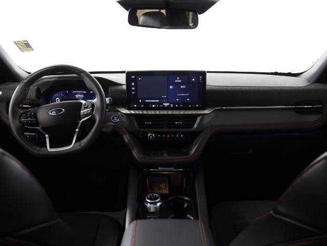 Certified 2025 Ford Explorer ST-Line w/ Premium Package AWD/4WD image 14