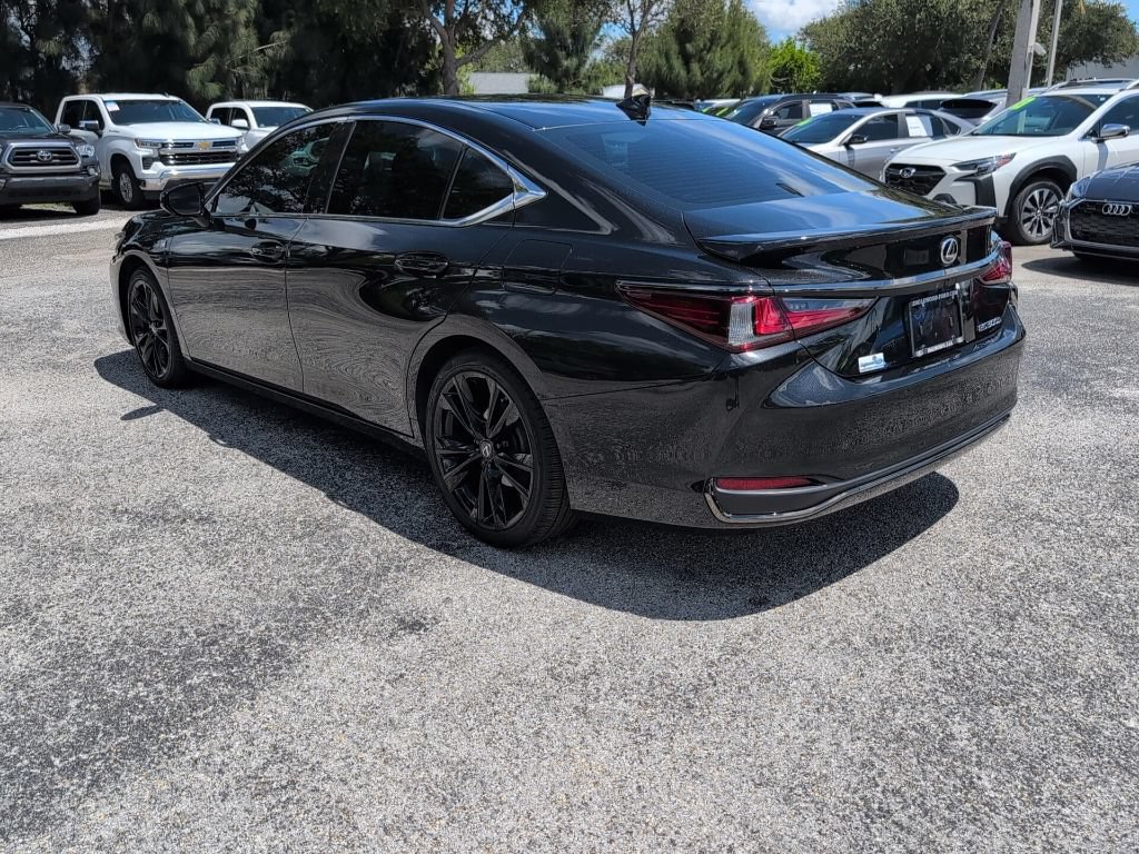 Used 2024 Lexus ES 300h F Sport w/ Accessory Package (Z2) FWD image 5