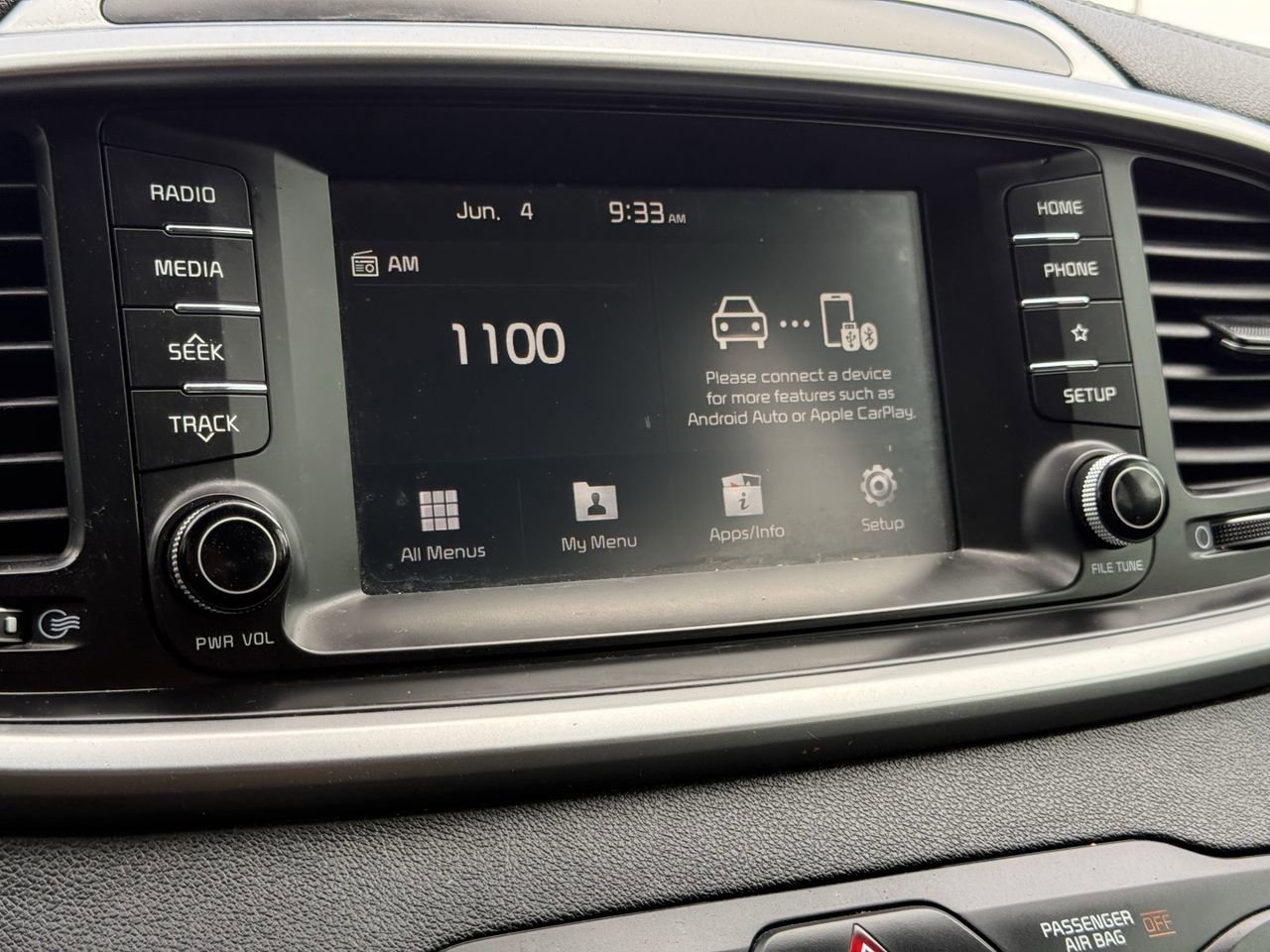 Used 2019 Kia Sorento L FWD image 17