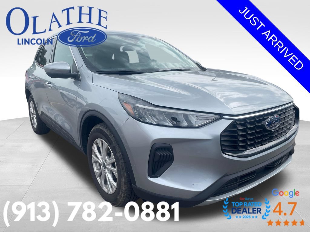 Certified 2023 Ford Escape Active w/ Tech Pack #2 FWD image 2
