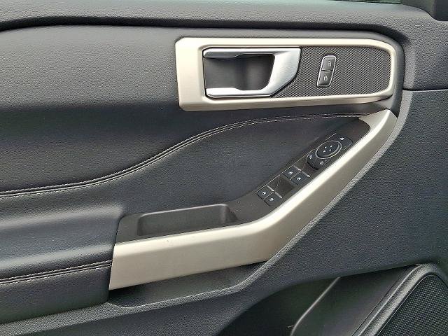 Certified 2023 Ford Explorer XLT AWD/4WD image 11