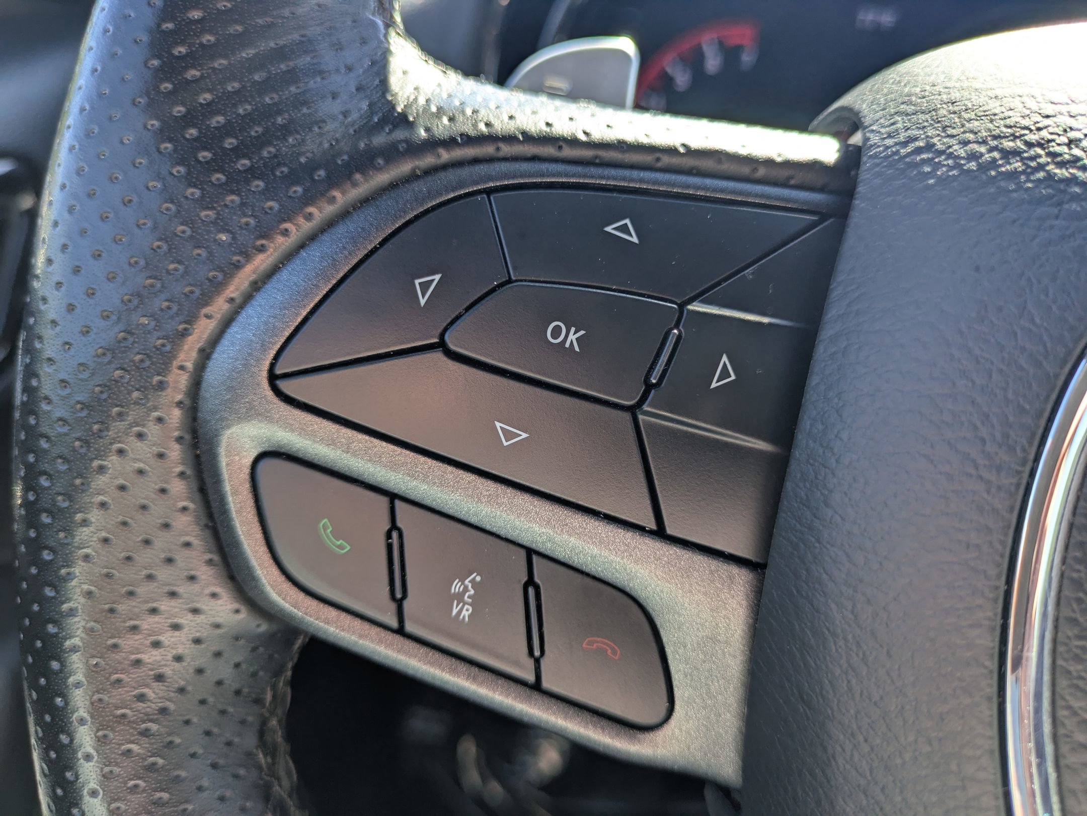 Used 2024 Dodge Durango GT image 17