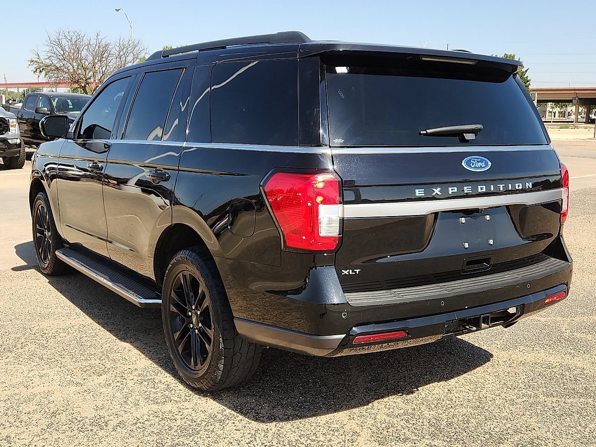 Certified 2023 Ford Expedition XLT AWD/4WD image 2