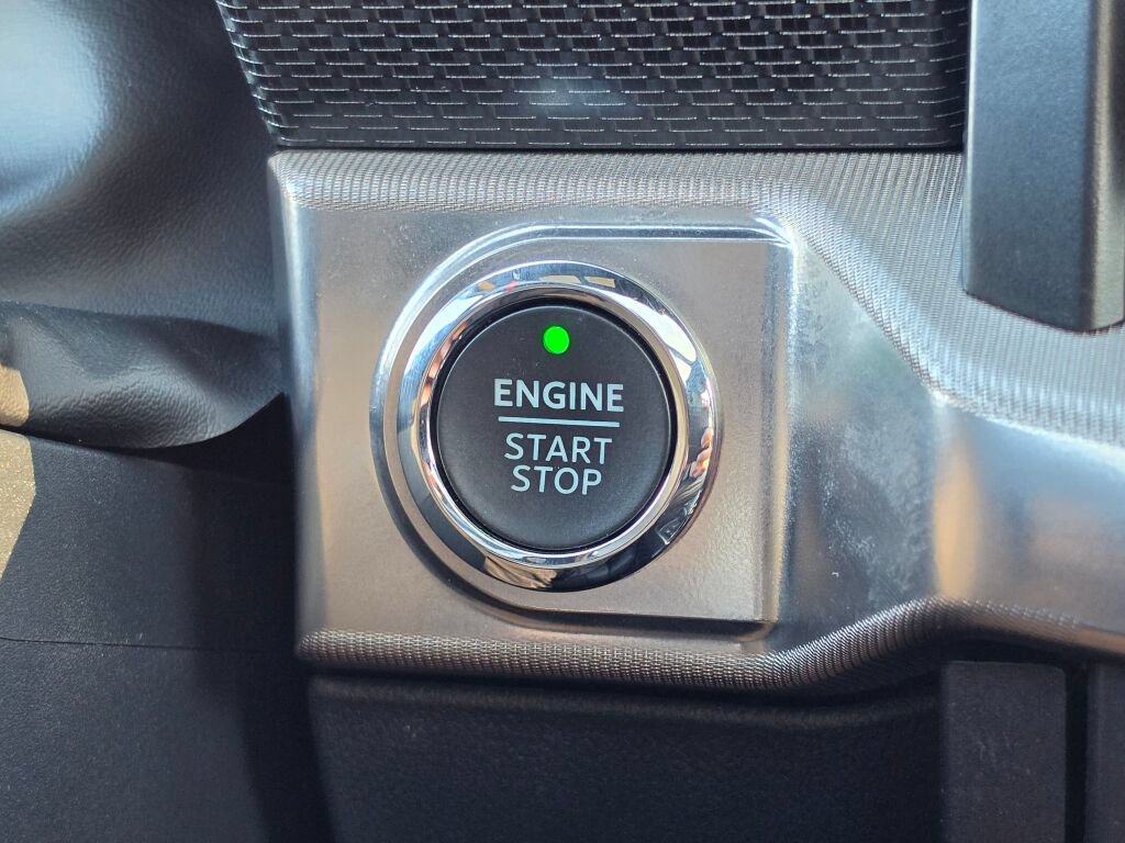 Certified 2023 Ford F150 Raptor w/ Raptor 37 Performance Package AWD/4WD image 22