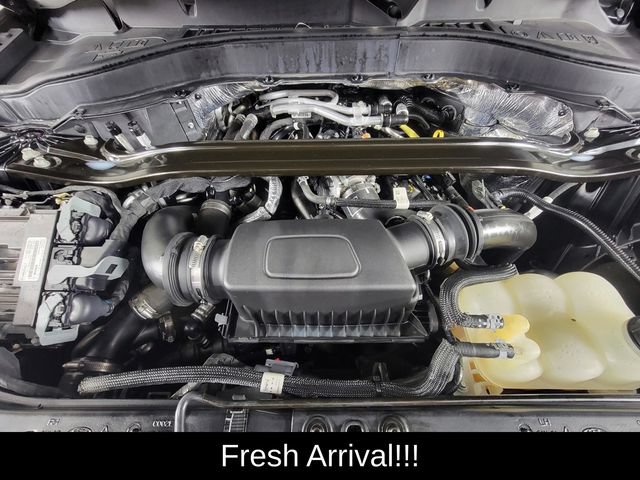 Certified 2020 Ford Explorer Platinum w/ Premium Technology Package AWD/4WD image 35