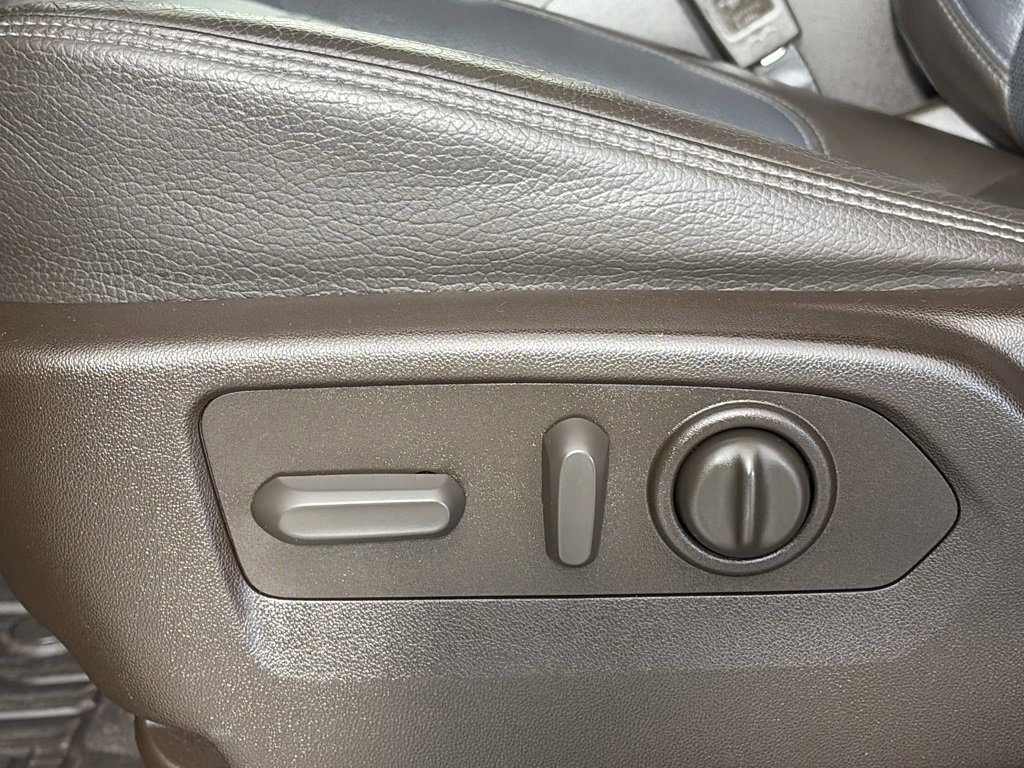 Used 2020 GMC Sierra 3500 Denali w/ Denali Ultimate Package image 26