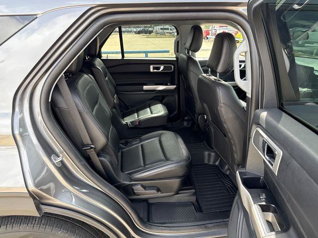 Certified 2023 Ford Explorer XLT w/ Equipment Group 202A RWD image 12